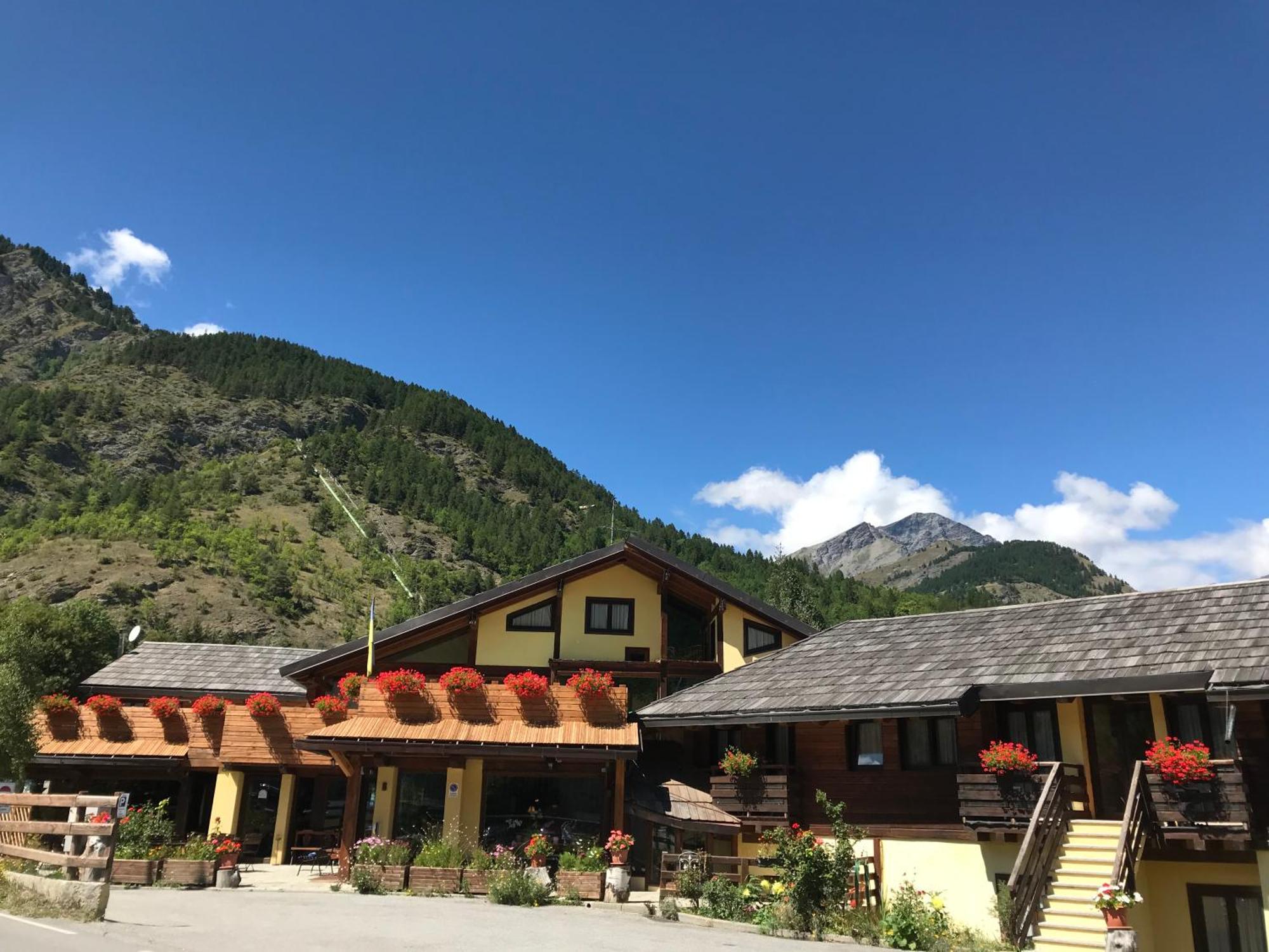 Hotel Ca Fiore Bardonecchia Exteriér fotografie
