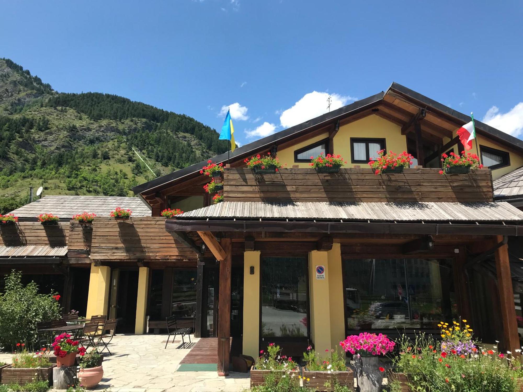 Hotel Ca Fiore Bardonecchia Exteriér fotografie